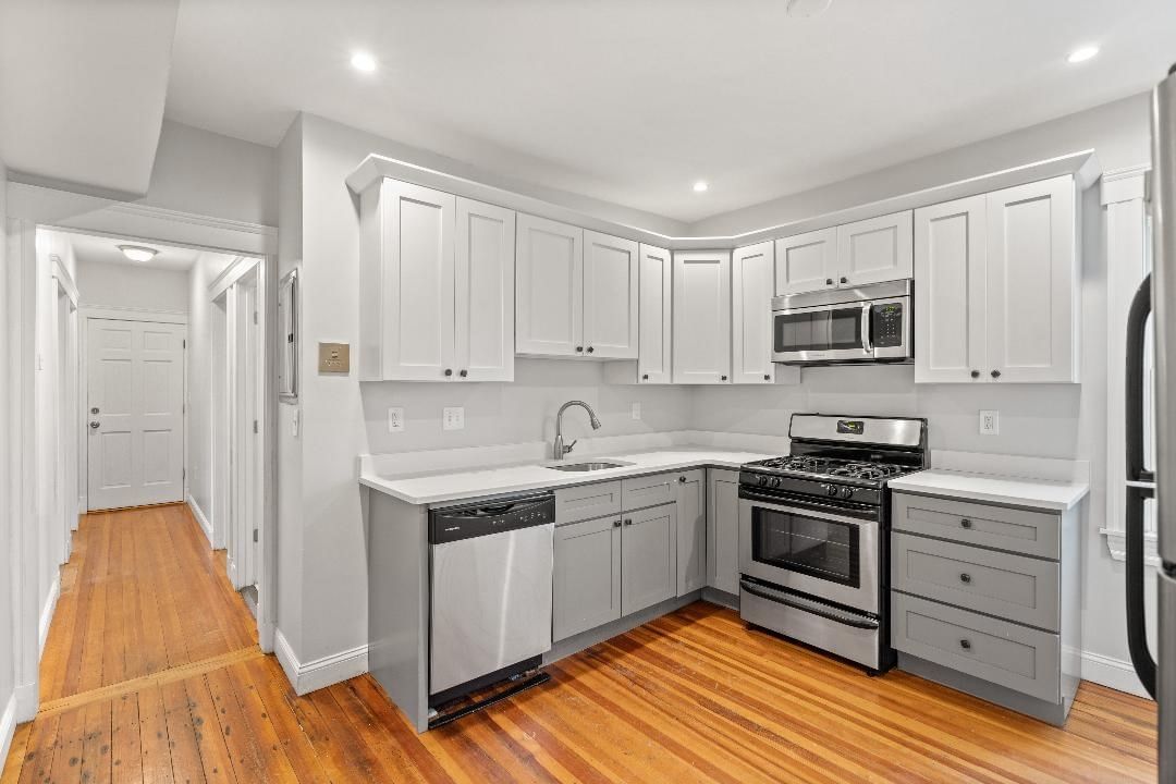 24 Vassar St Boston — Photo 4 of 11