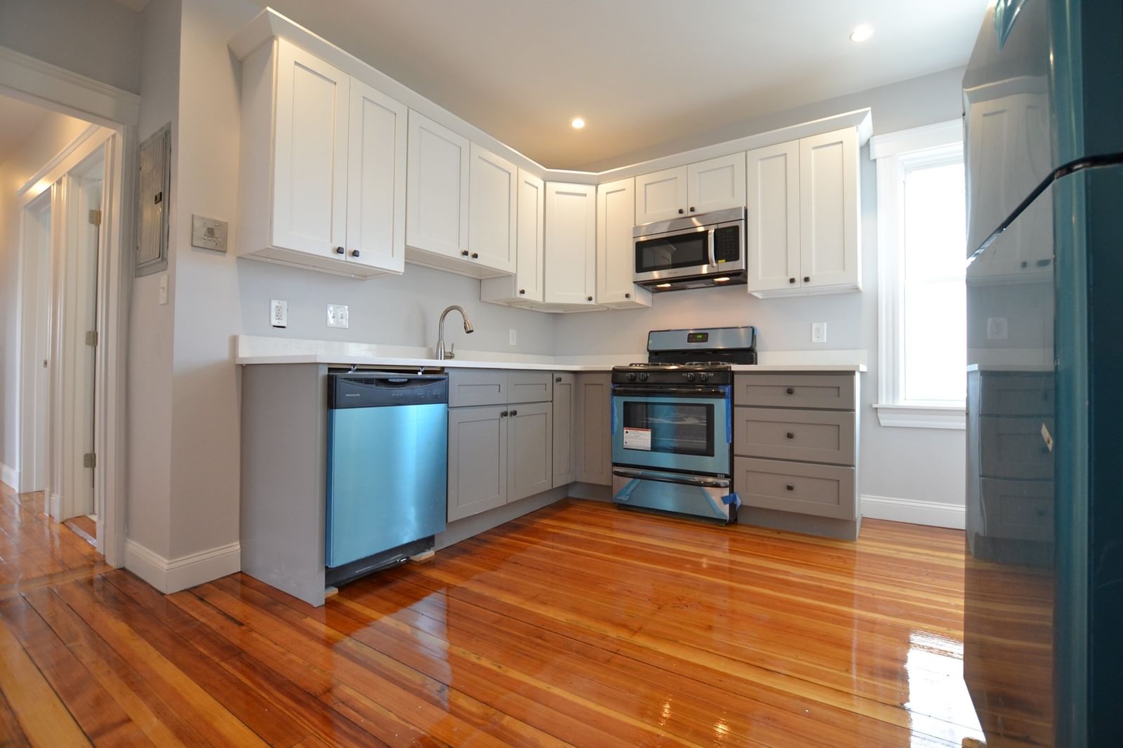 24 Vassar St Boston — Photo 5 of 11