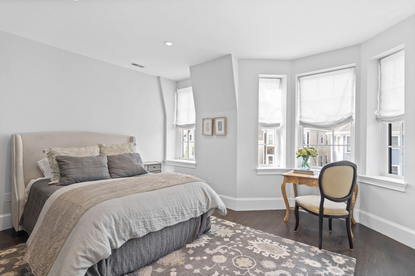 795 East 4th St Boston — Photo 18 of 41