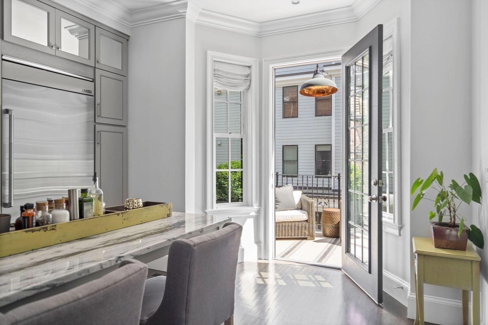 795 East 4th St Boston — Photo 8 of 41