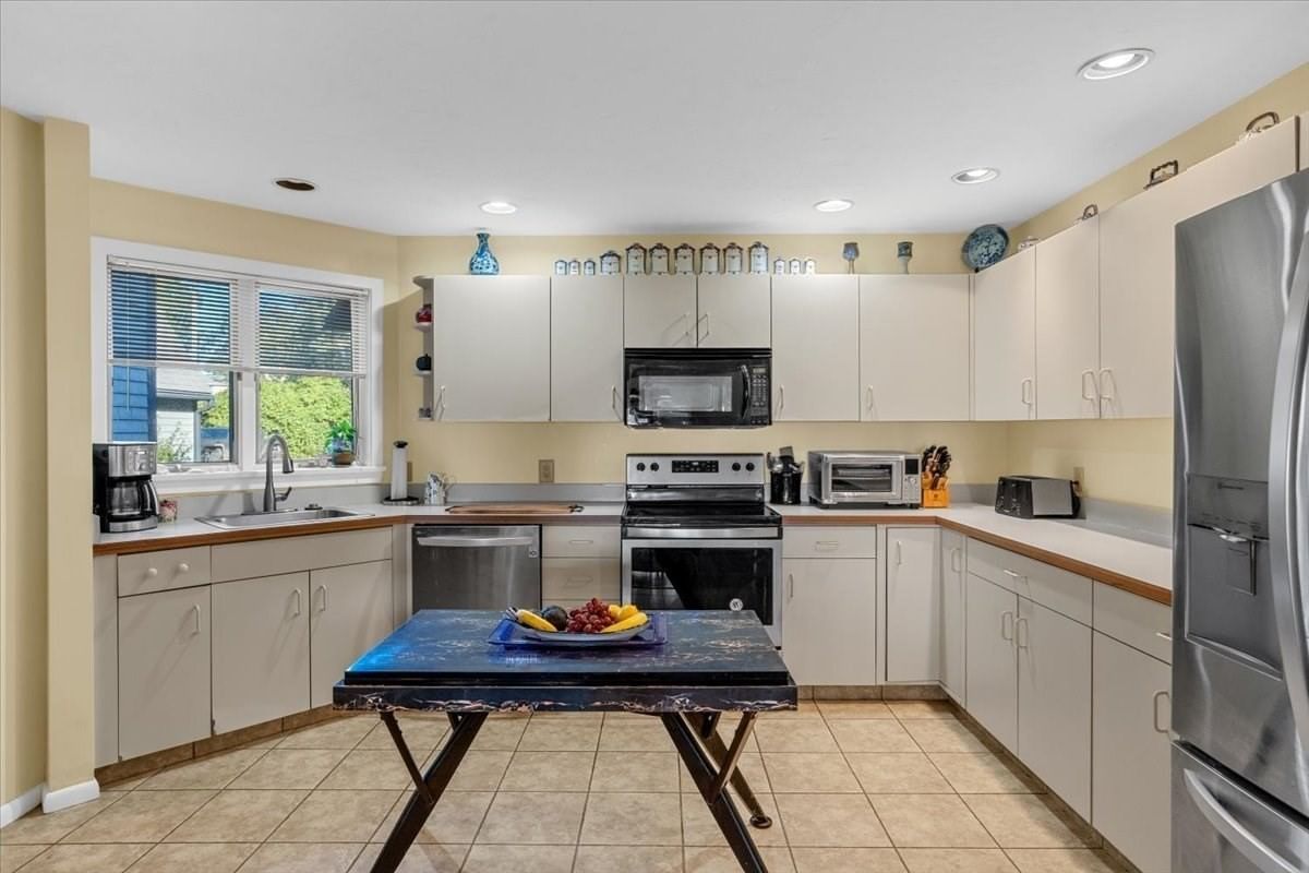 30 Woodbury St #30 Wareham — Photo 9 of 42