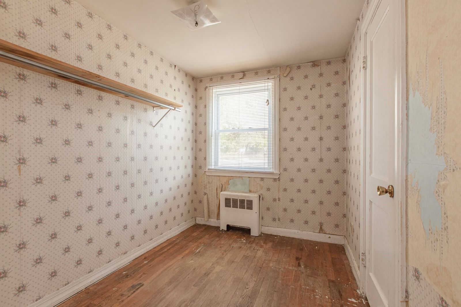 122 Algonquin St Brockton — Photo 17 of 29