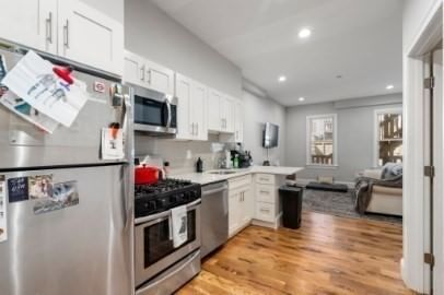 224 Lexington St #3 Boston — Photo 2 of 6