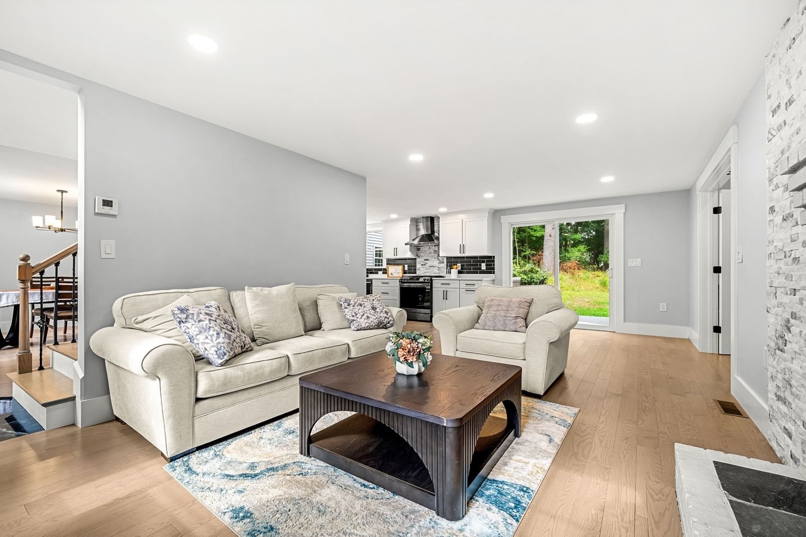 6 Craig Cir Westford — Photo 10 of 29