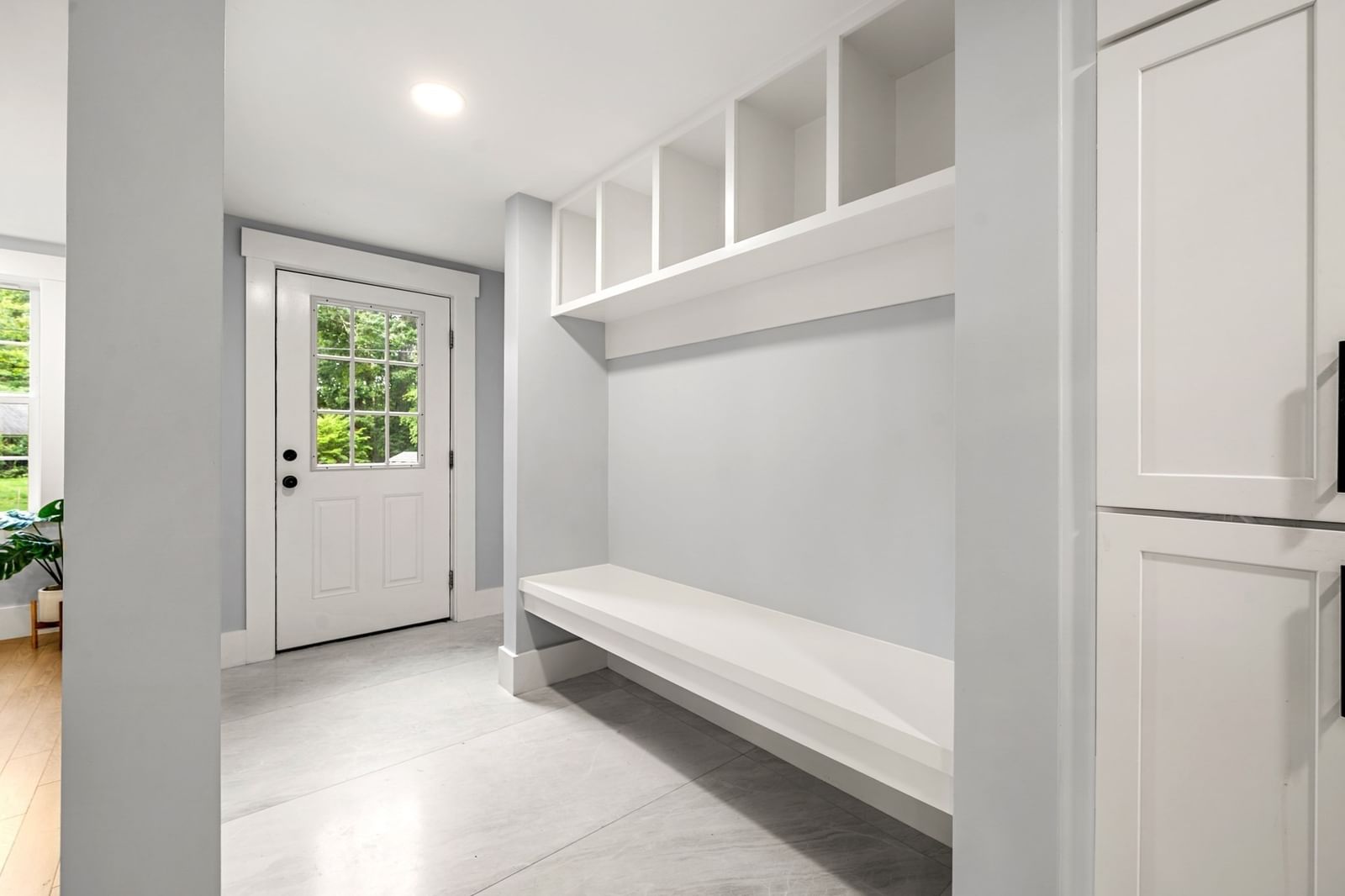 6 Craig Cir Westford — Photo 3 of 29