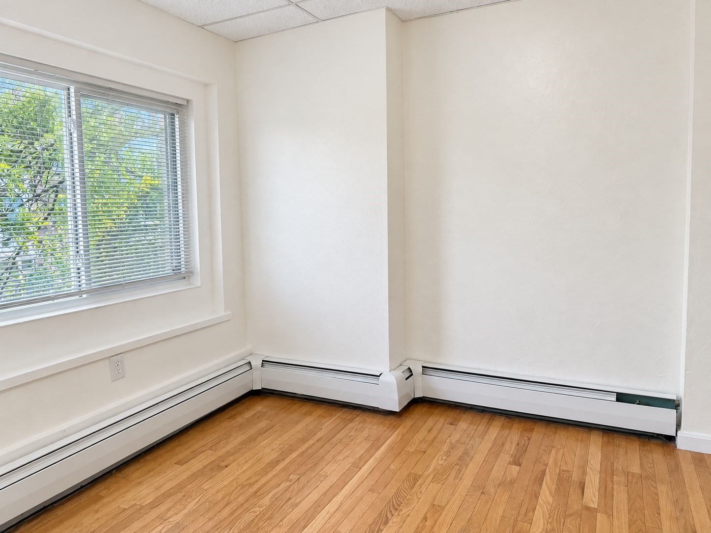 9 Bowdoin #1 Boston — Photo 4 of 8