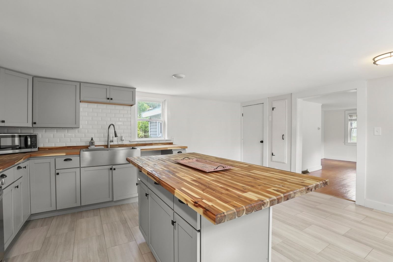 200 Great Neck Rd Wareham — Photo 8 of 42
