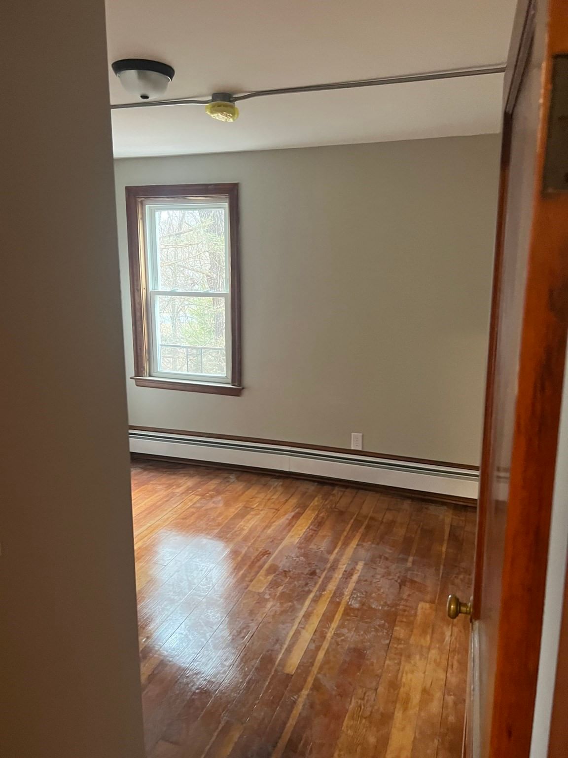 51 Dean St Warren — Photo 11 of 21