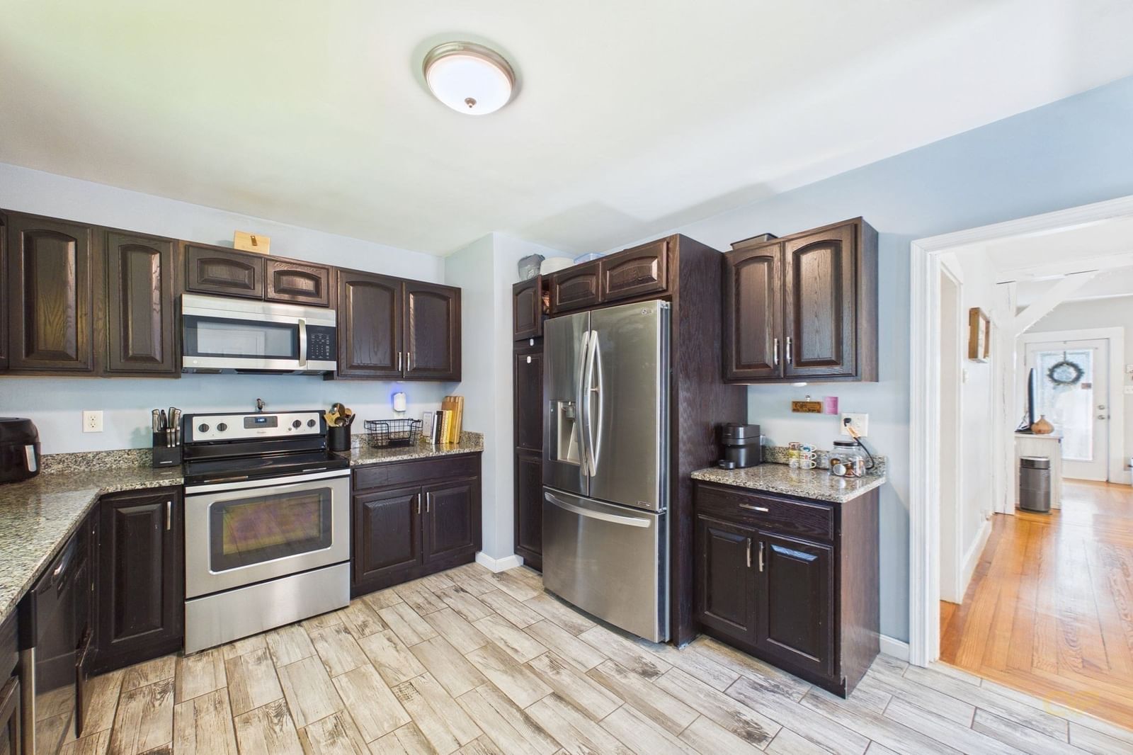57 Mary St New Bedford — Photo 15 of 23