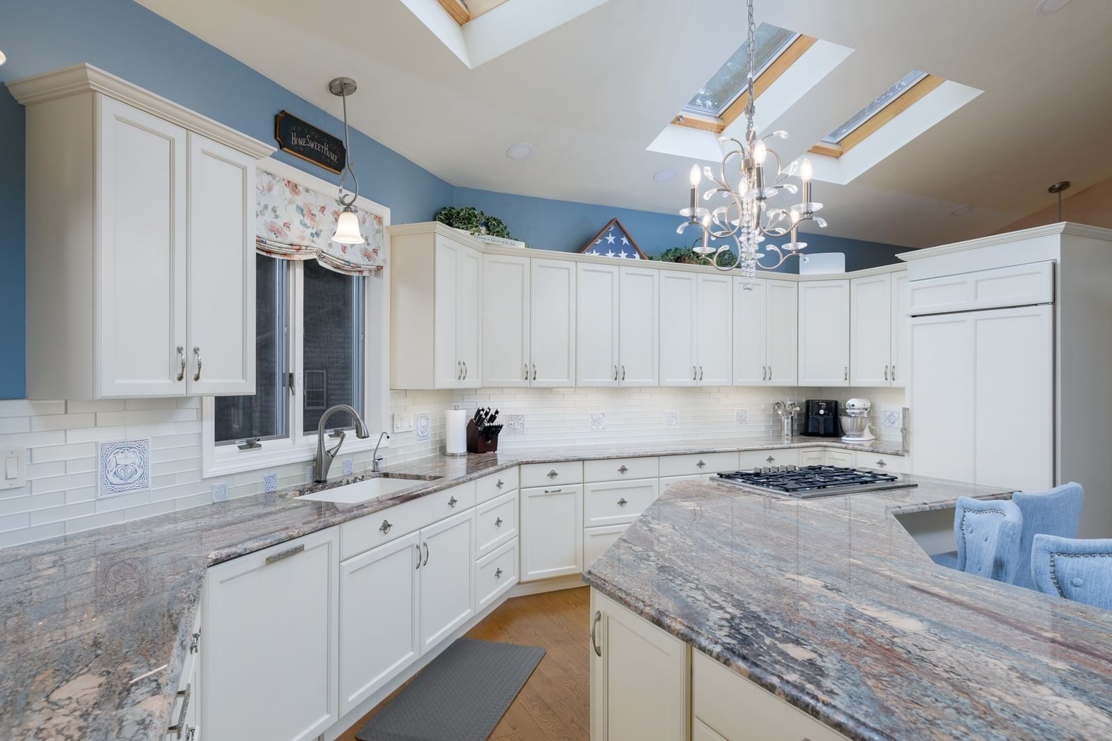 186 Lake Road Sturbridge — Photo 4 of 42