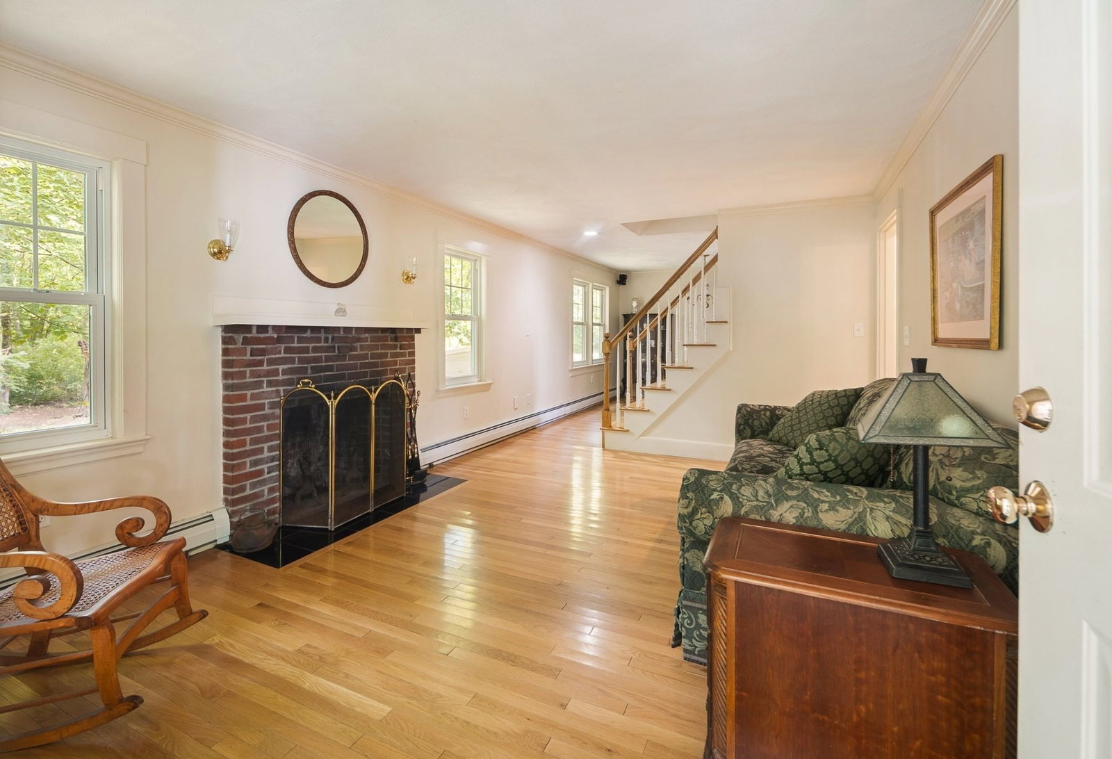39 Montrose Ave Wakefield — Photo 14 of 38