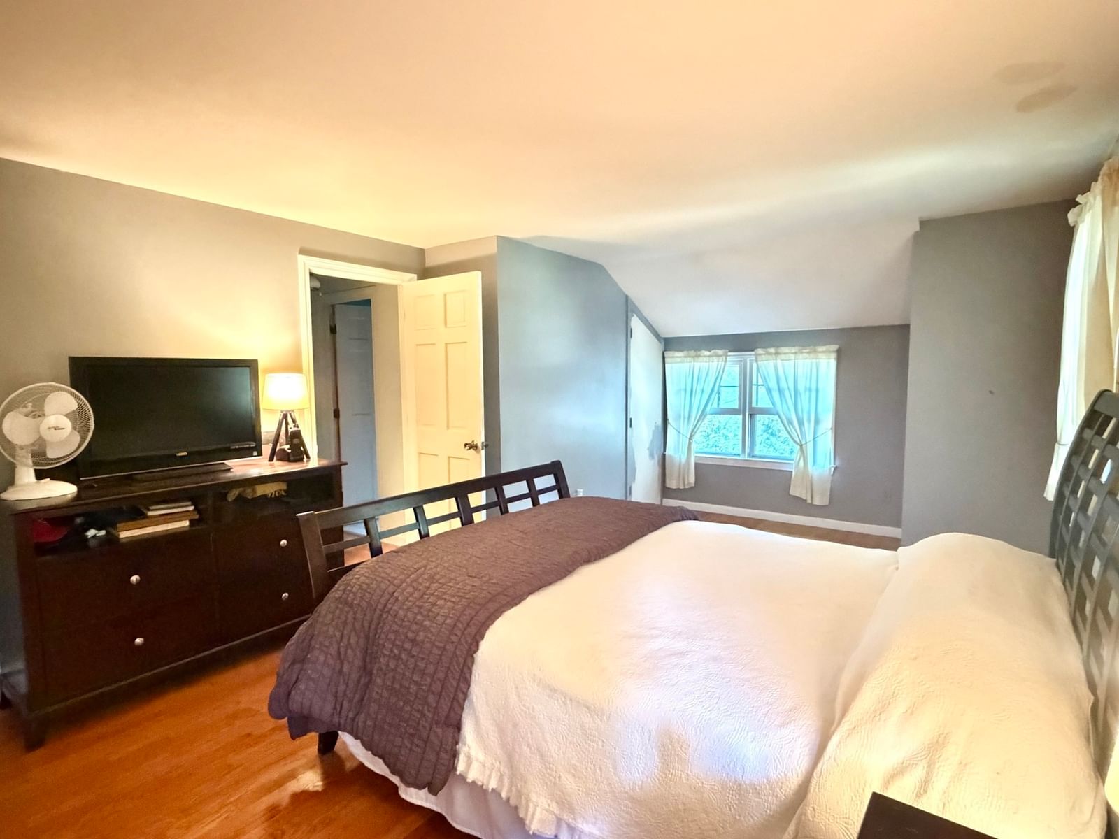 81 Coventry Ln Longmeadow — Photo 19 of 42