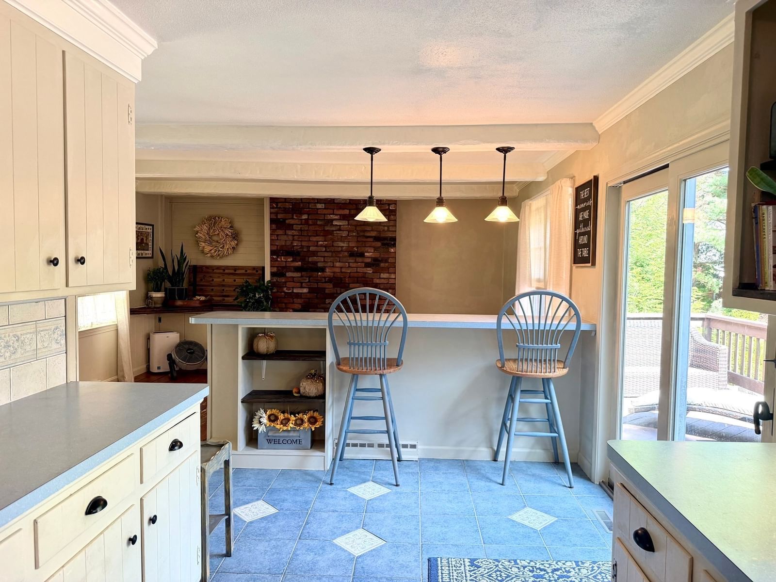 81 Coventry Ln Longmeadow — Photo 37 of 42