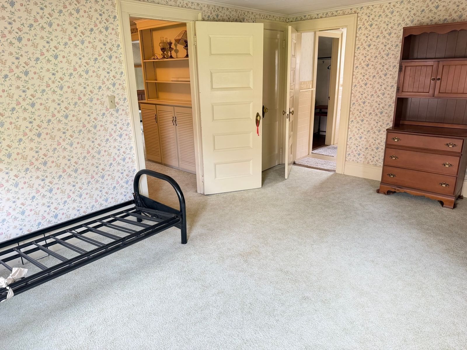 126 Main St South Hadley — Photo 22 of 35