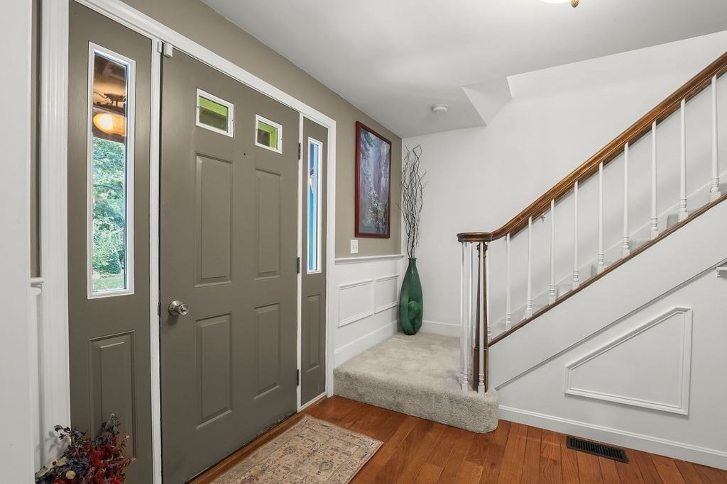 19 Steven P Wentworth Rd Falmouth — Photo 4 of 42