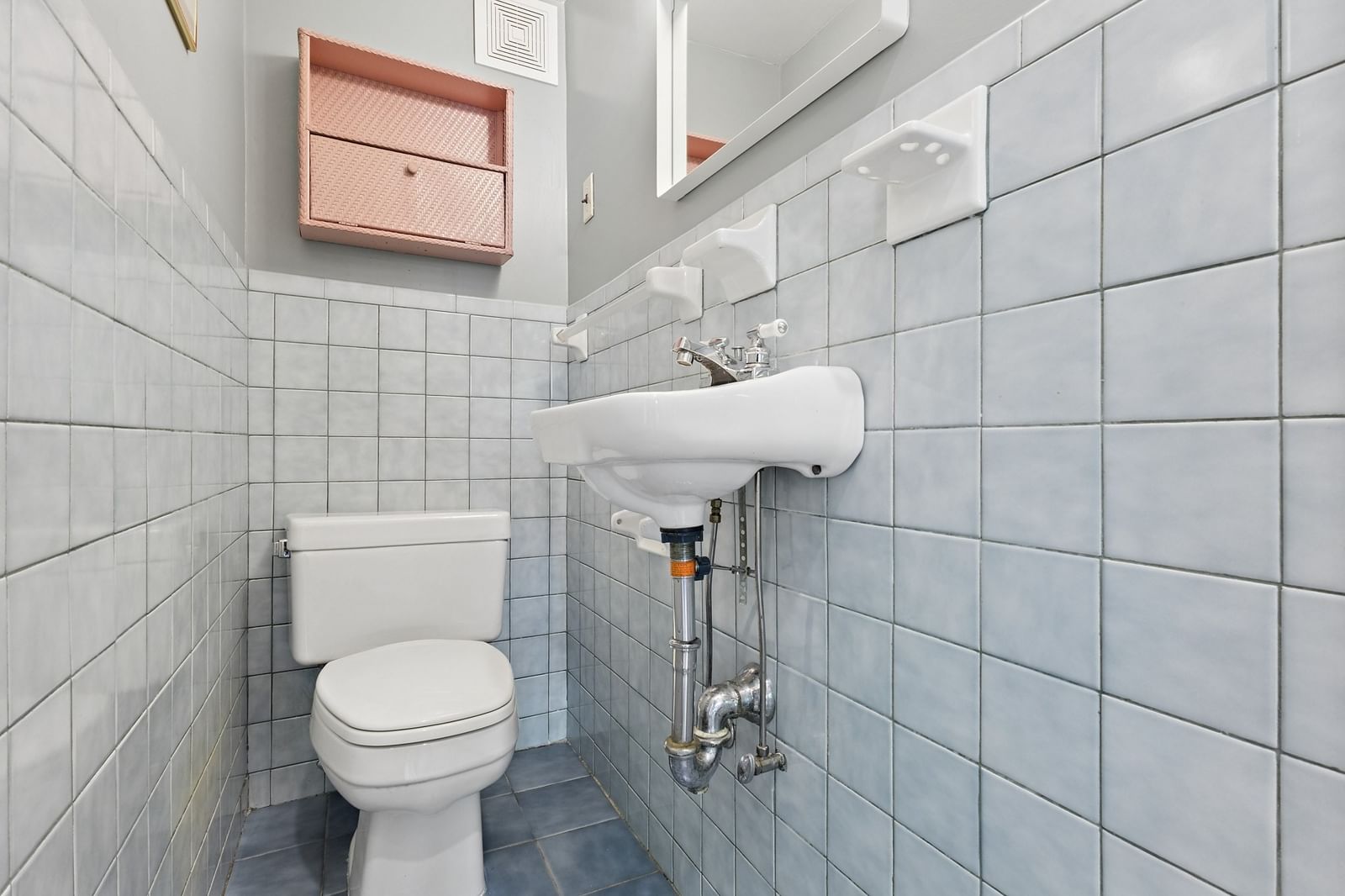 39 Southbourne Rd Boston — Photo 15 of 27