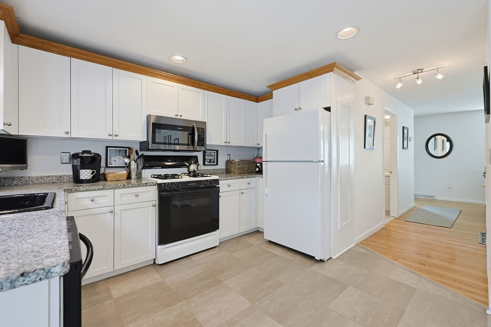 35 Pilgrim Village Rd #602 Taunton — Photo 13 of 42