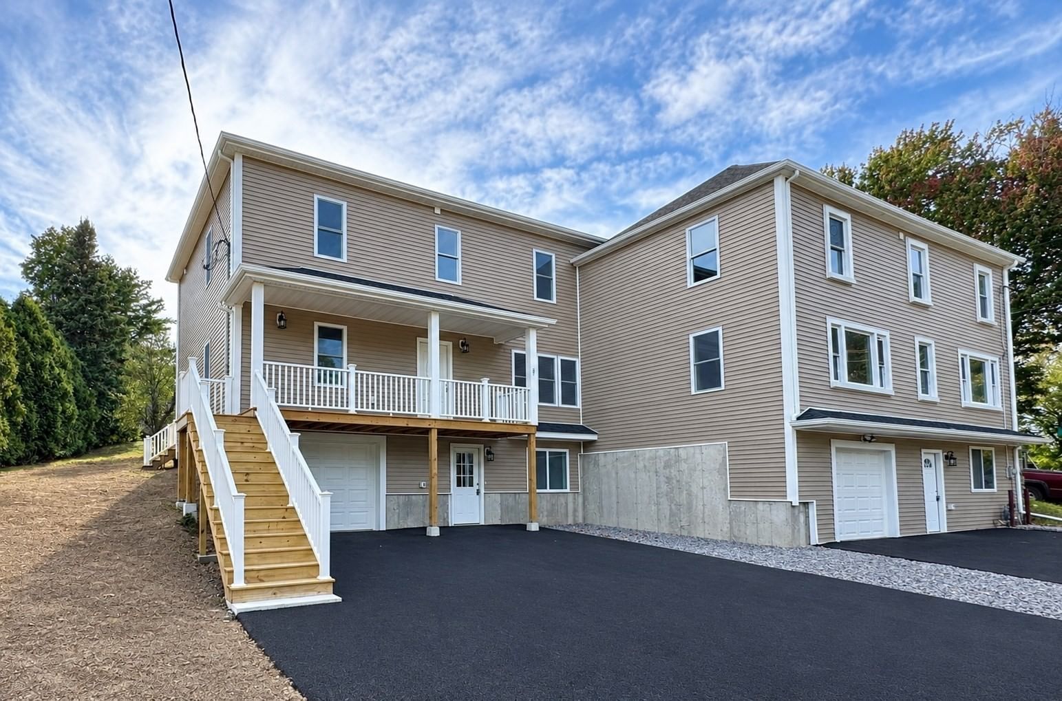 344 Hilldale Ave