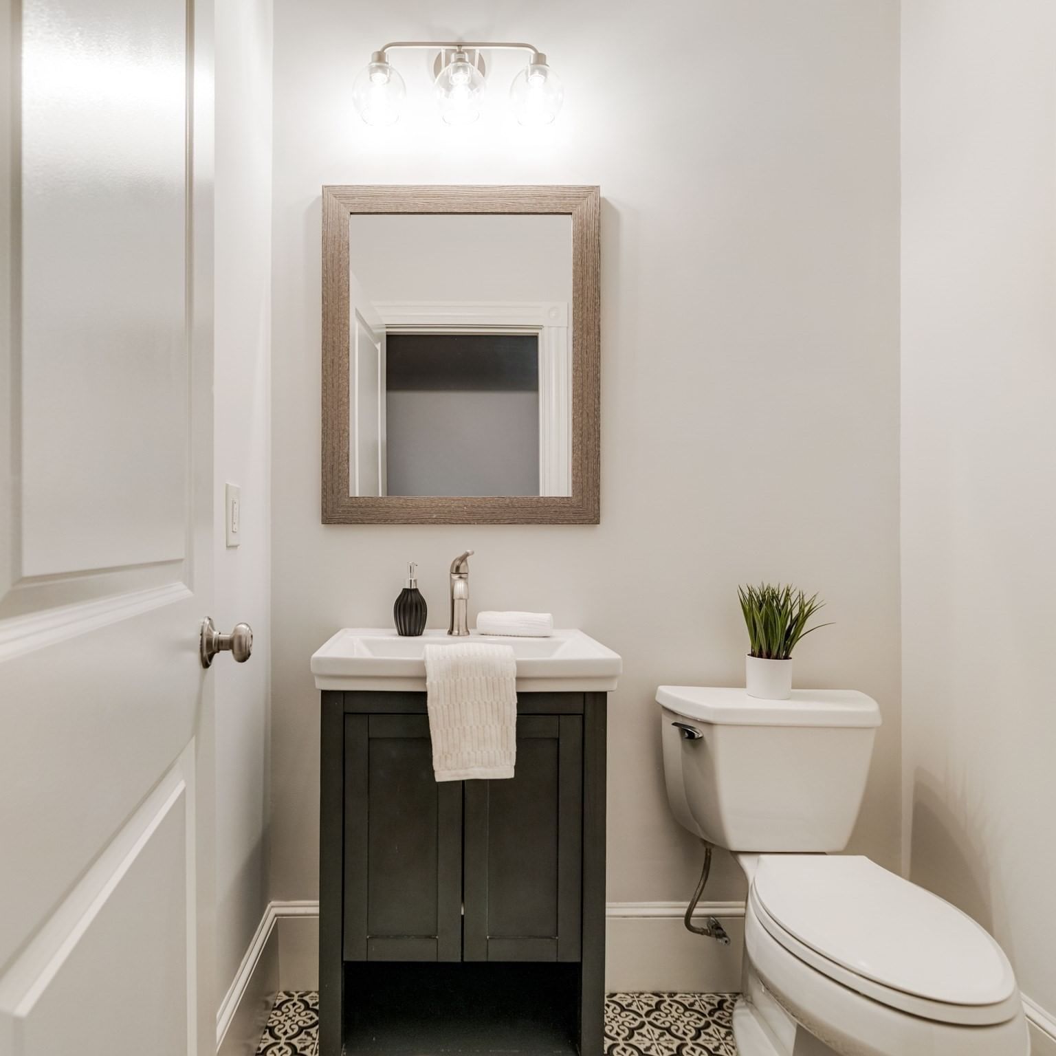18 Cudworth Street #18 Medford — Photo 15 of 33