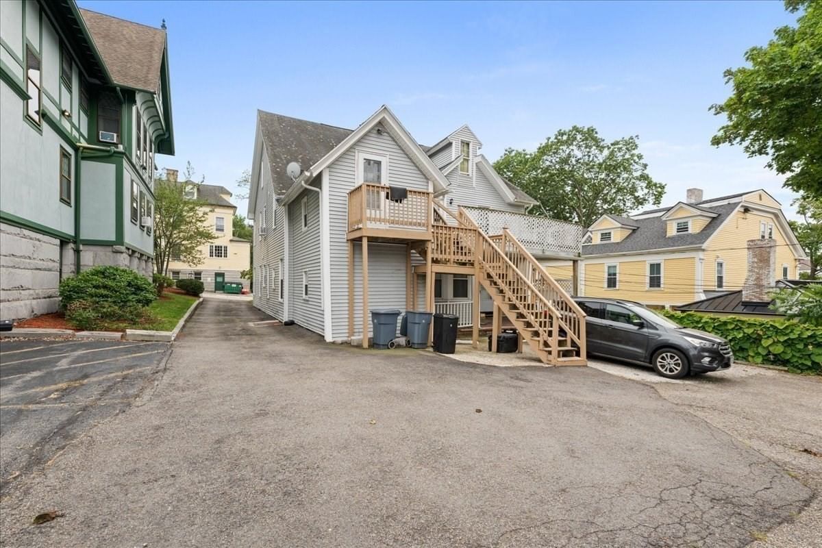 36 Cedar St Worcester — Photo 24 of 34