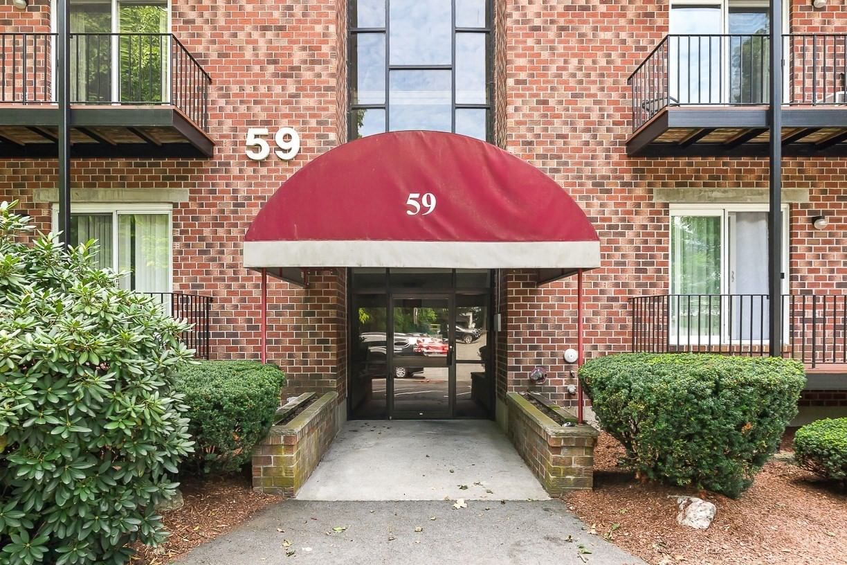 59 Mill St #302 Dracut — Photo 1 of 19