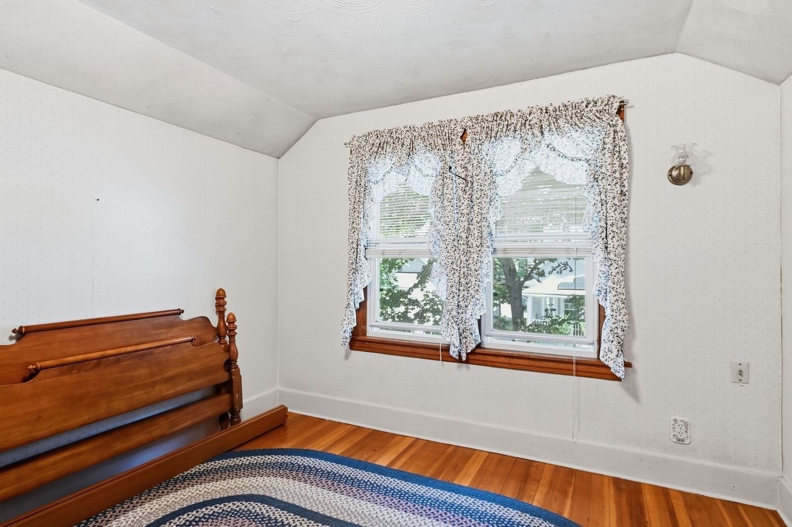 46 Rush St Springfield — Photo 31 of 40