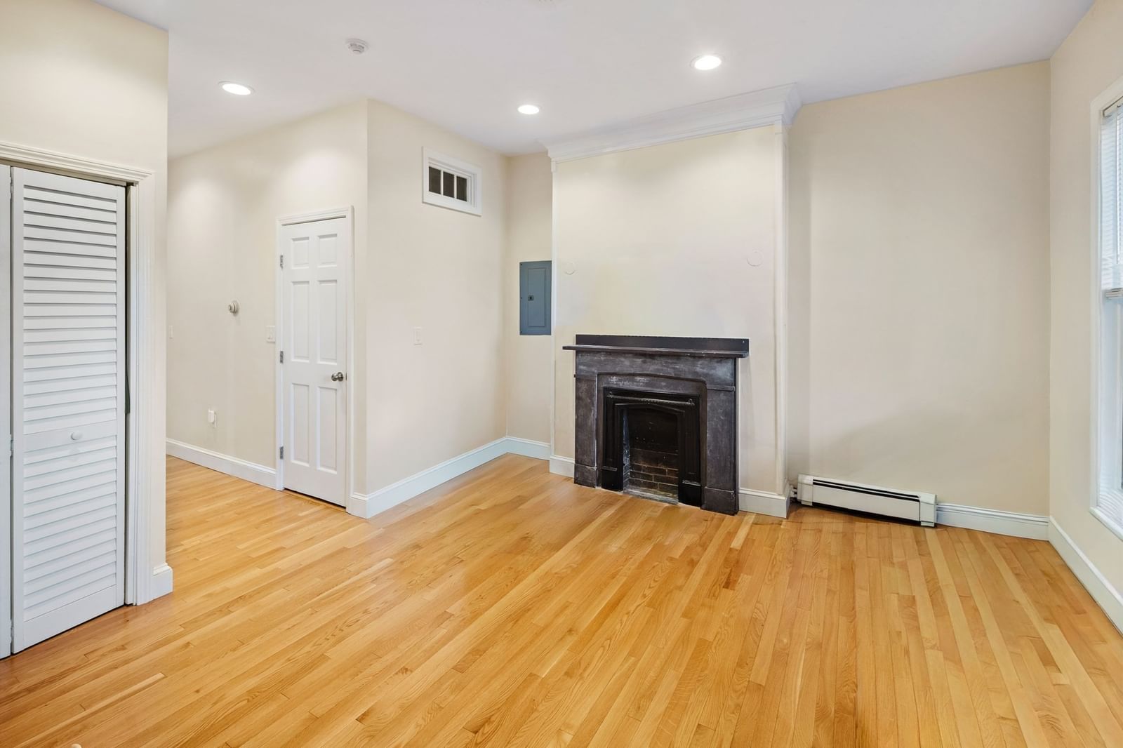 775 Tremont Street Boston — Photo 9 of 24