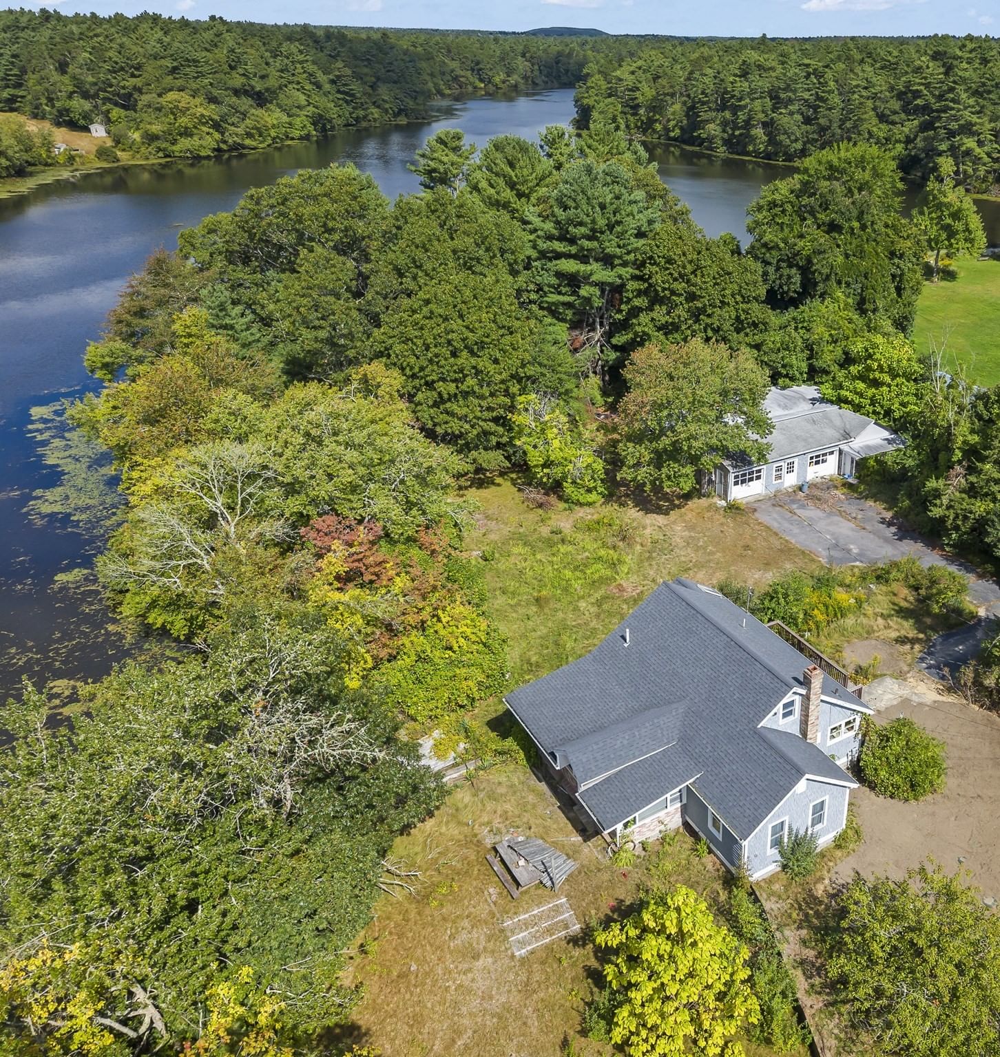 2576 Cranberry Hwy Wareham — Photo 1 of 41
