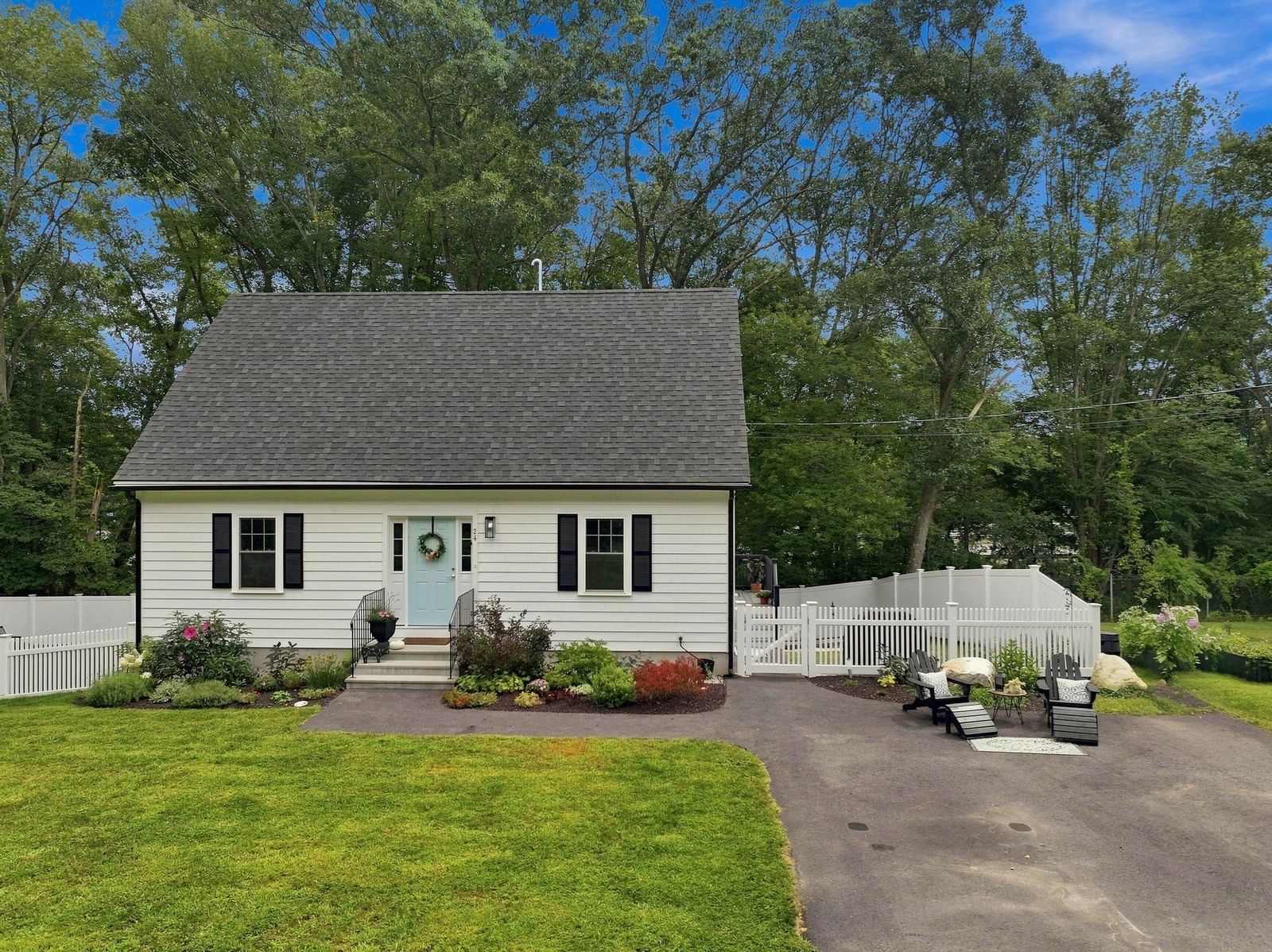 24 Locust St Salisbury — Photo 33 of 38