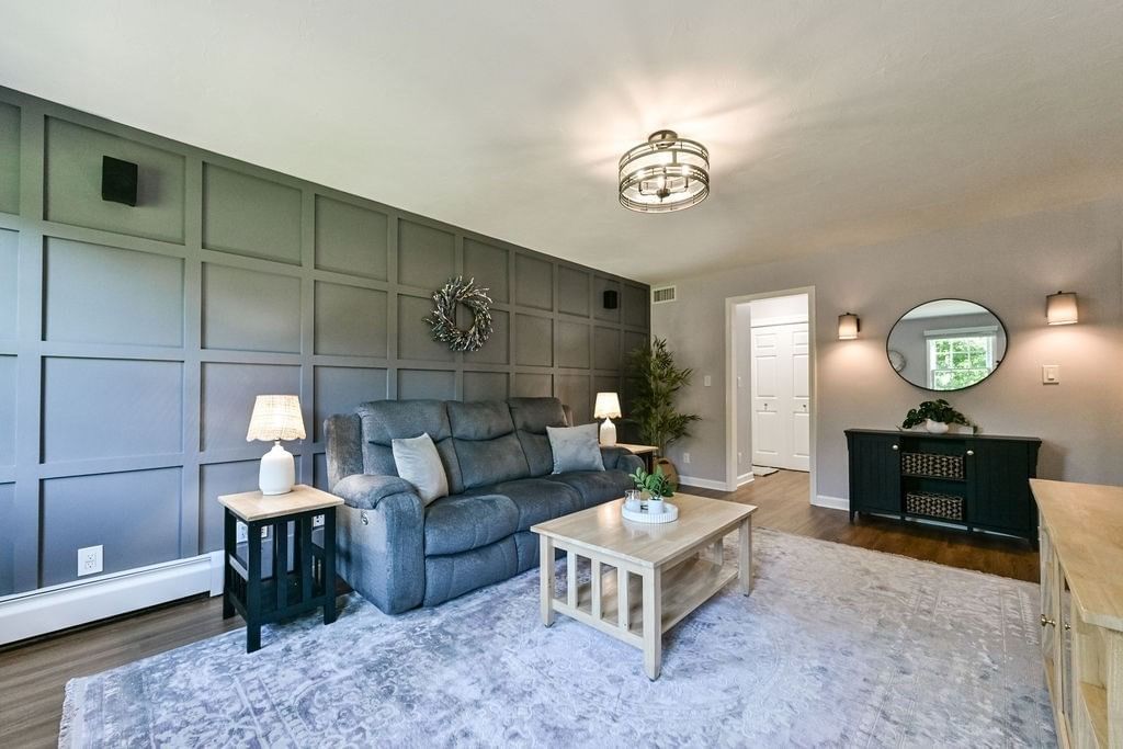 7 Southpark Ln Mansfield — Photo 4 of 42
