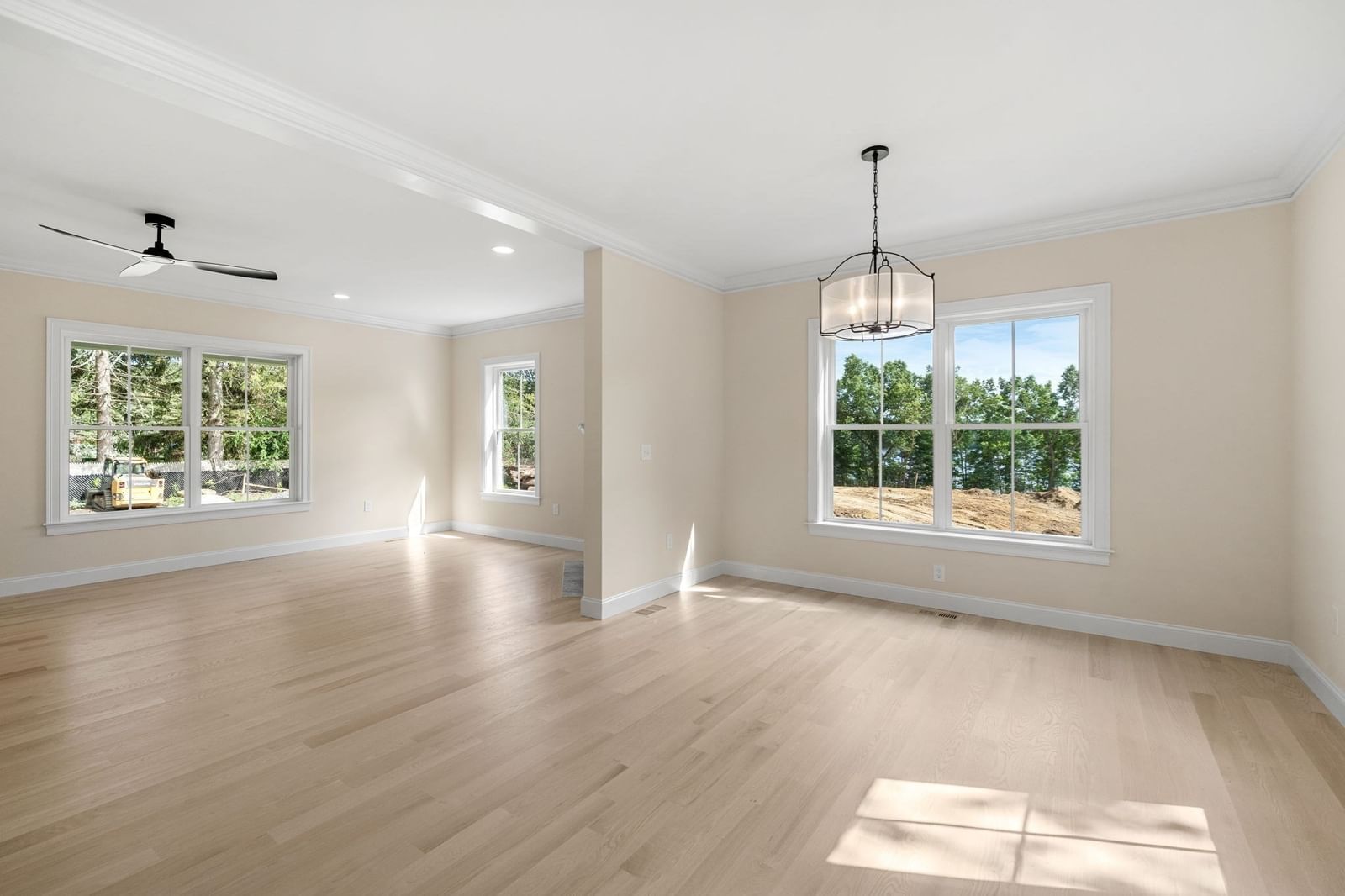 2 Violet Way Westford — Photo 9 of 12