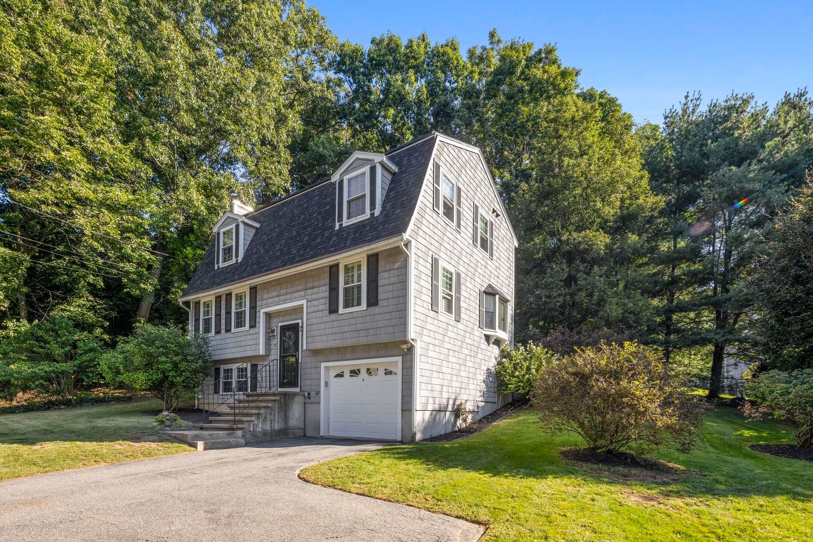 50 Wood Woburn — Photo 2 of 26