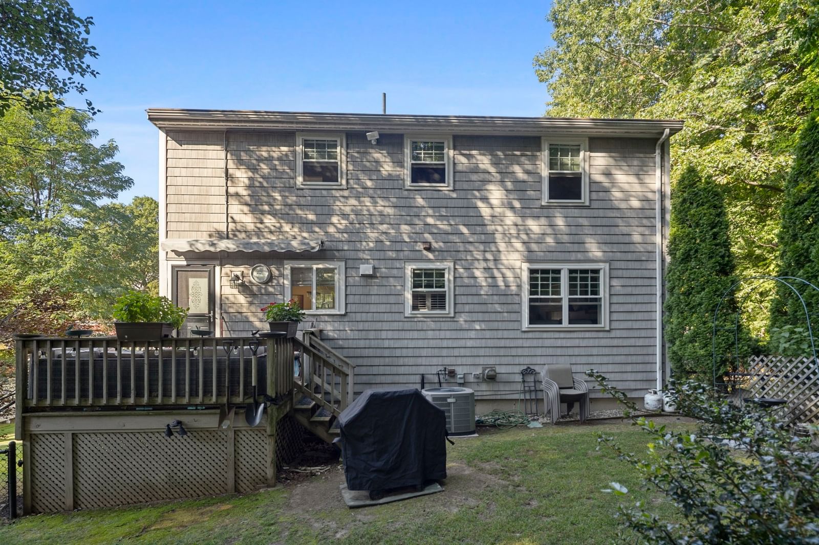 50 Wood Woburn — Photo 3 of 26