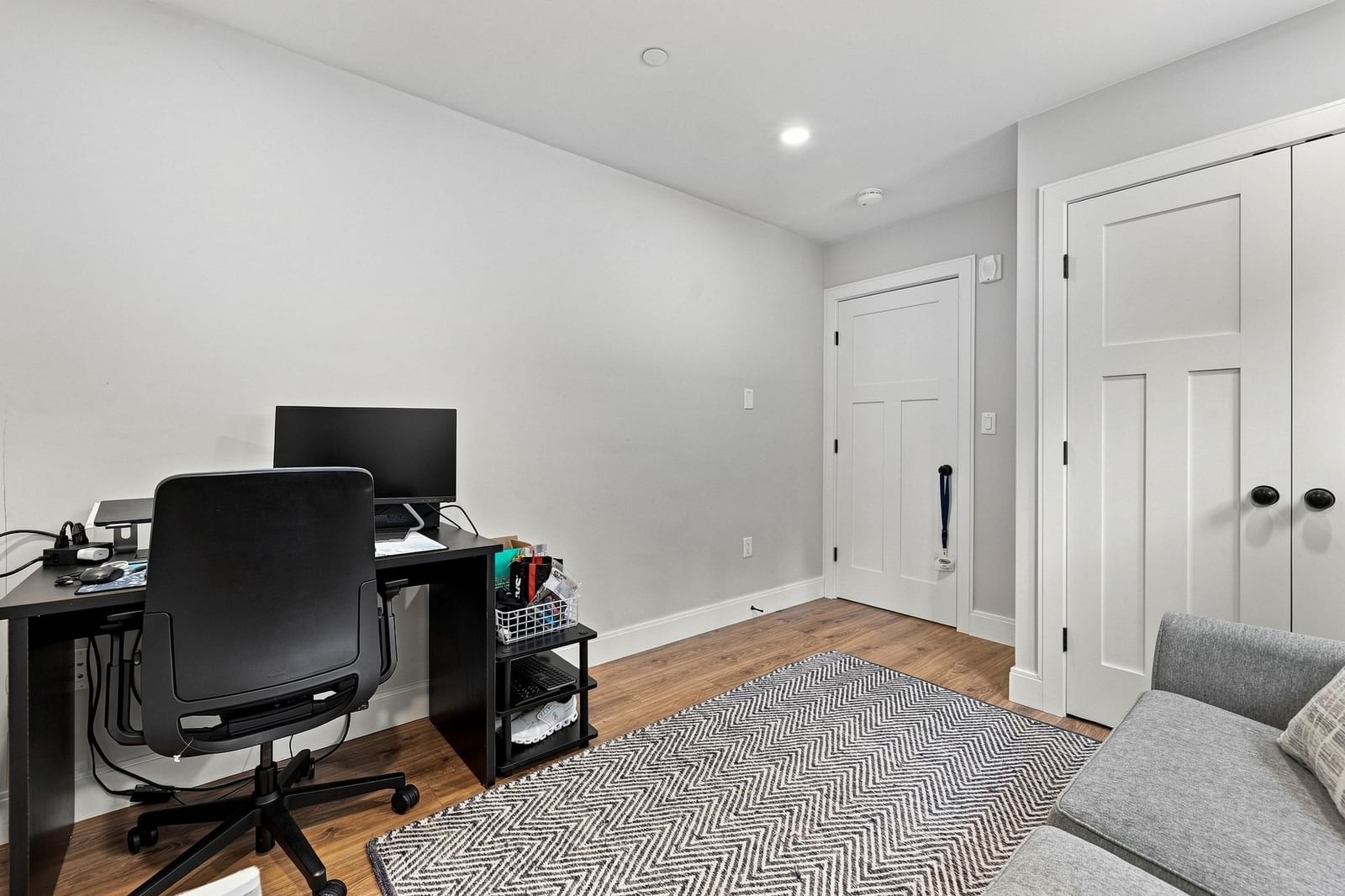 1721 Centre St #204 Boston — Photo 23 of 31