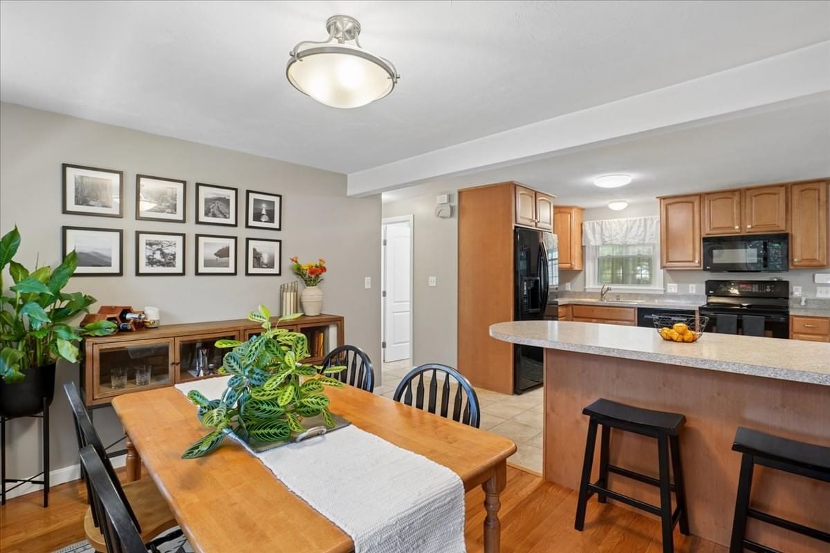 15 Brookman Street Worcester — Photo 6 of 42