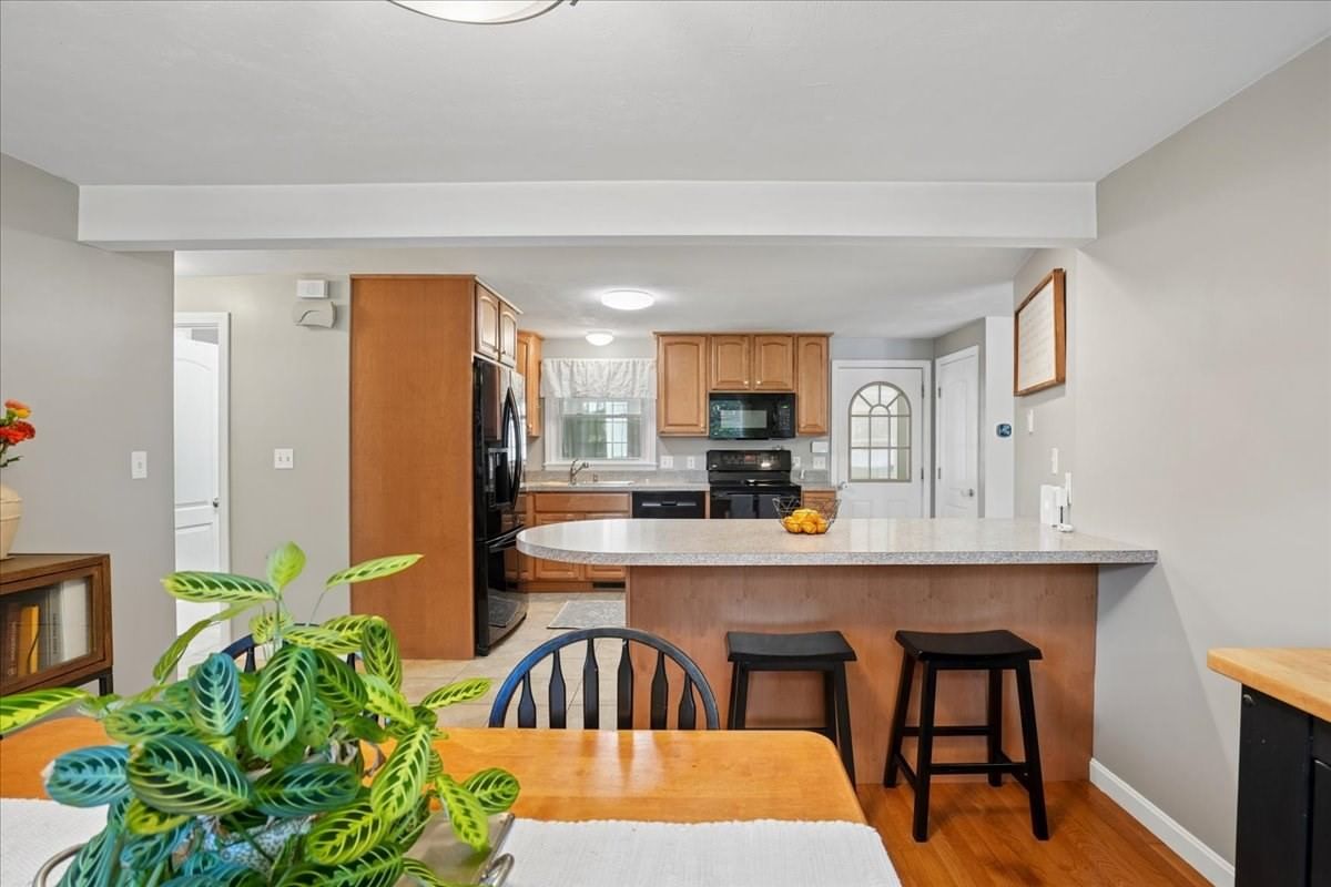 15 Brookman Street Worcester — Photo 7 of 42