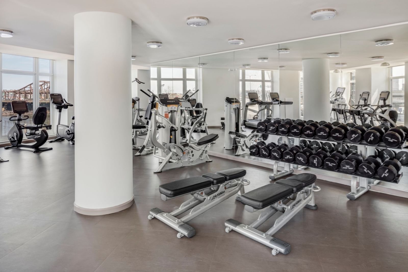100 Lovejoy Wharf #11B Boston — Photo 18 of 24