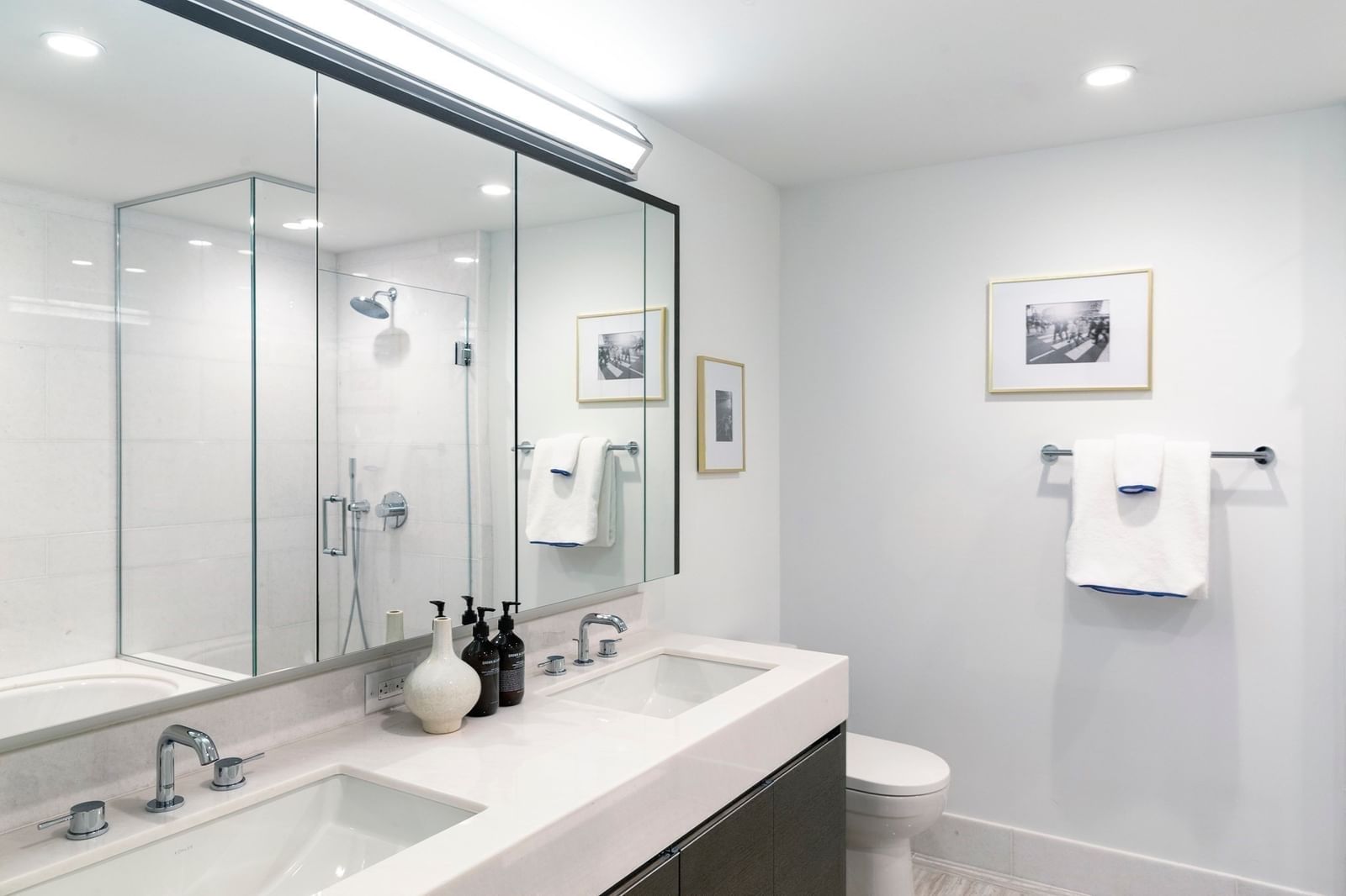 100 Lovejoy Wharf #11B Boston — Photo 8 of 24