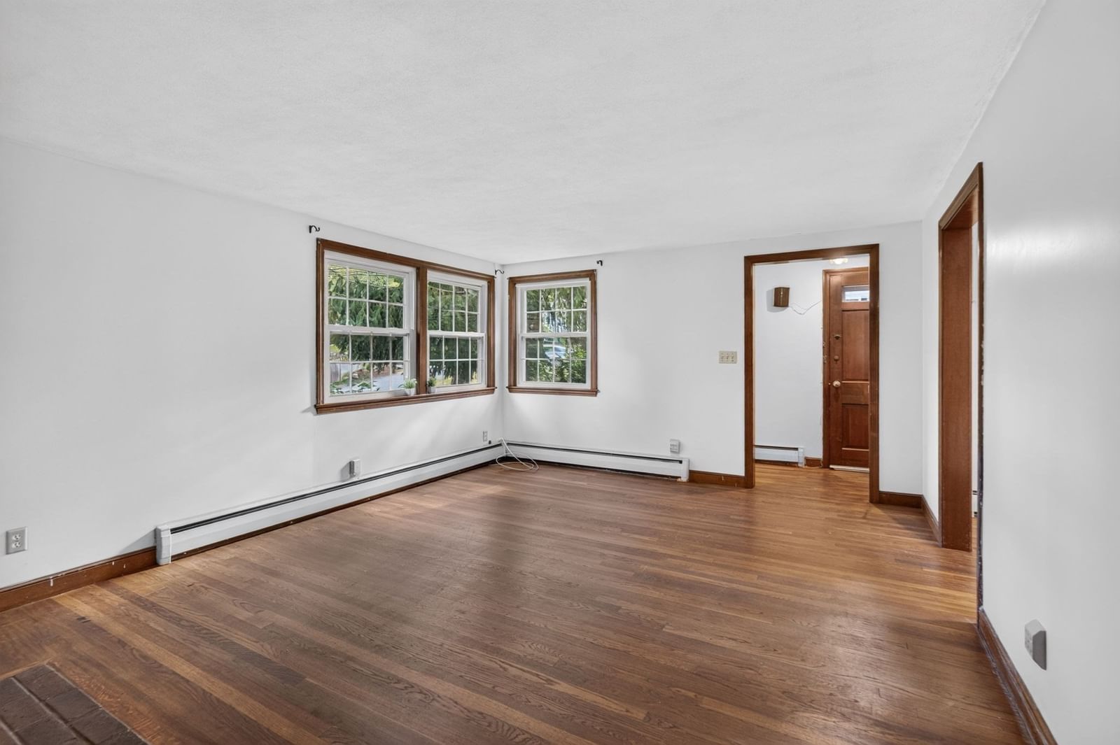 24 Grapevine Ave Lexington — Photo 3 of 28