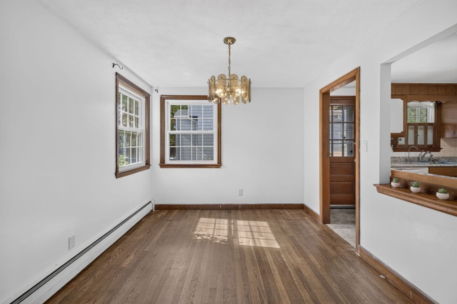 24 Grapevine Ave Lexington — Photo 6 of 28
