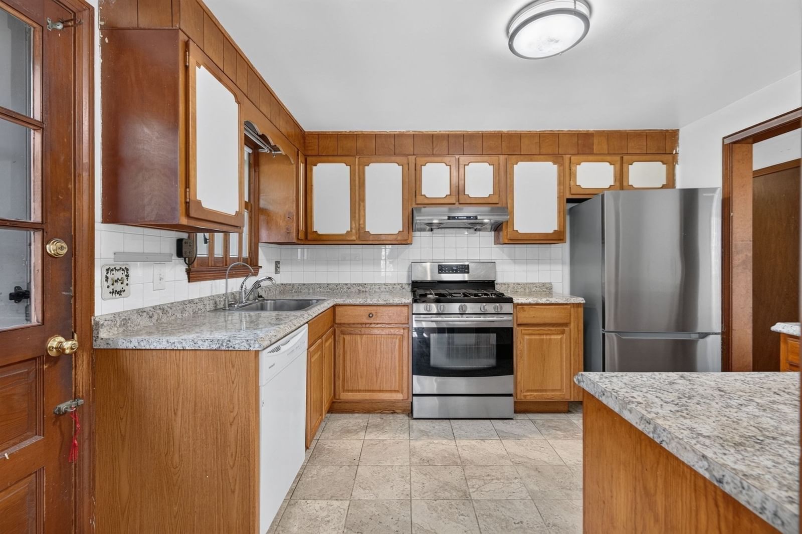 24 Grapevine Ave Lexington — Photo 9 of 28
