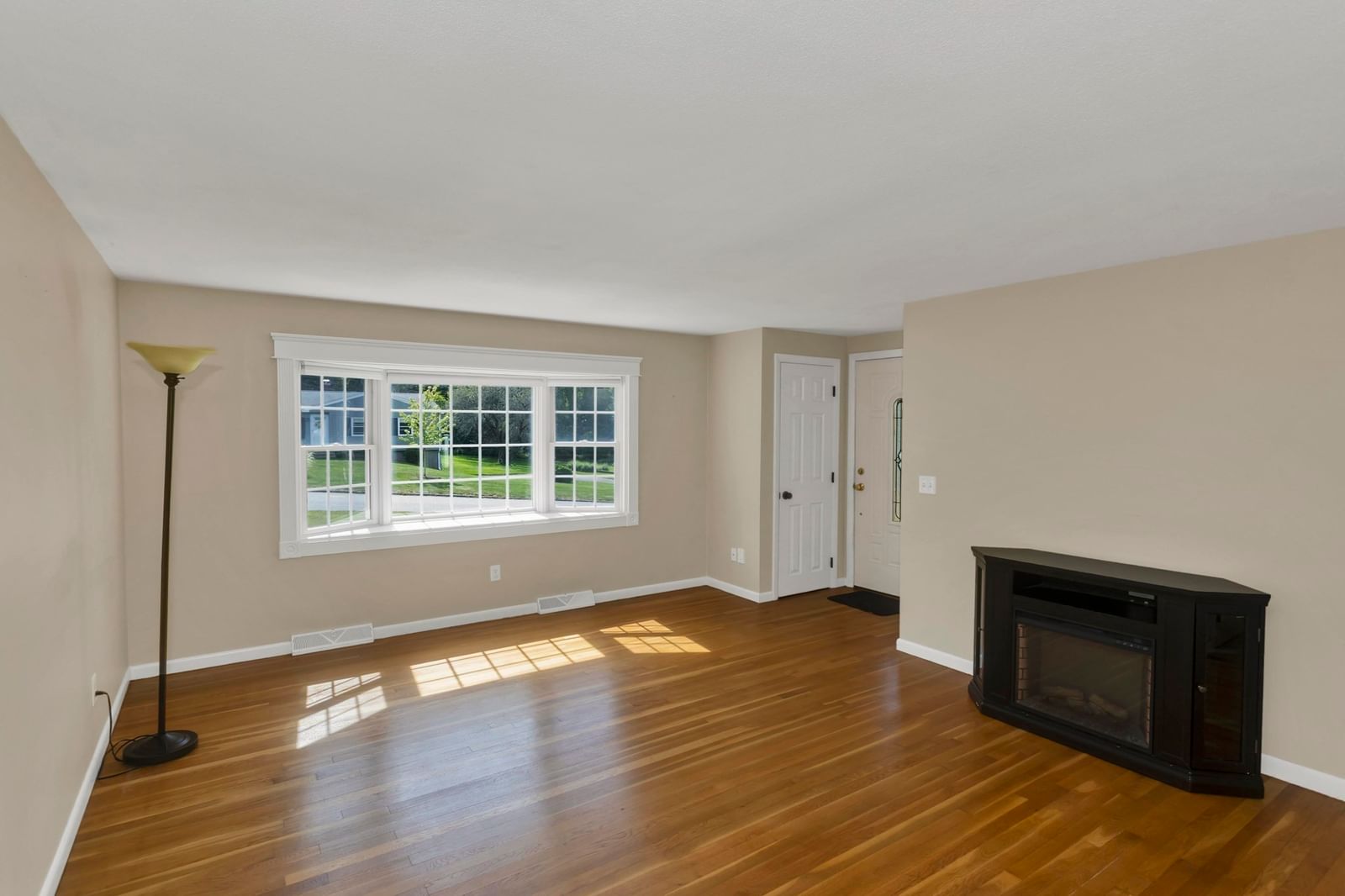 14 Echo Valley Dr Hampden — Photo 4 of 42