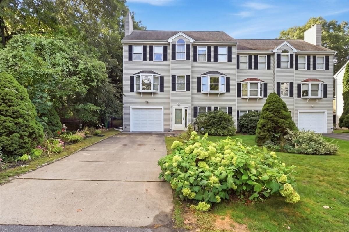 25 Hamlet Street #25 Newton — Photo 19 of 25