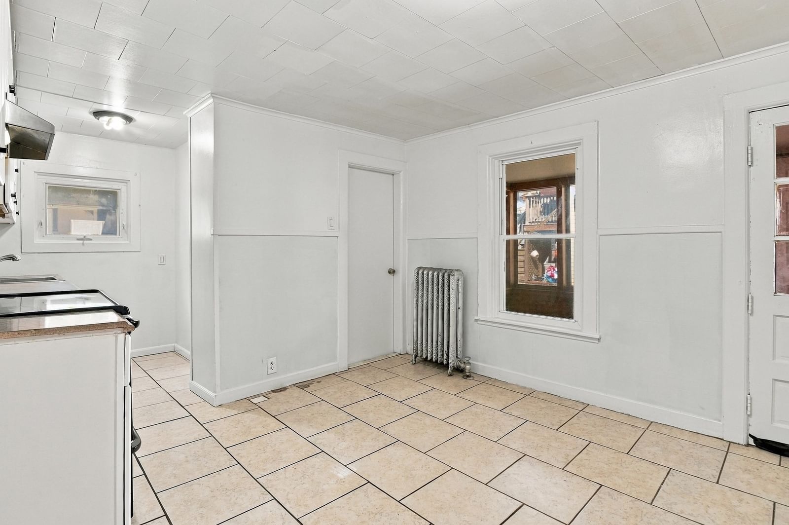 99 Crystal Street Southbridge — Photo 12 of 31
