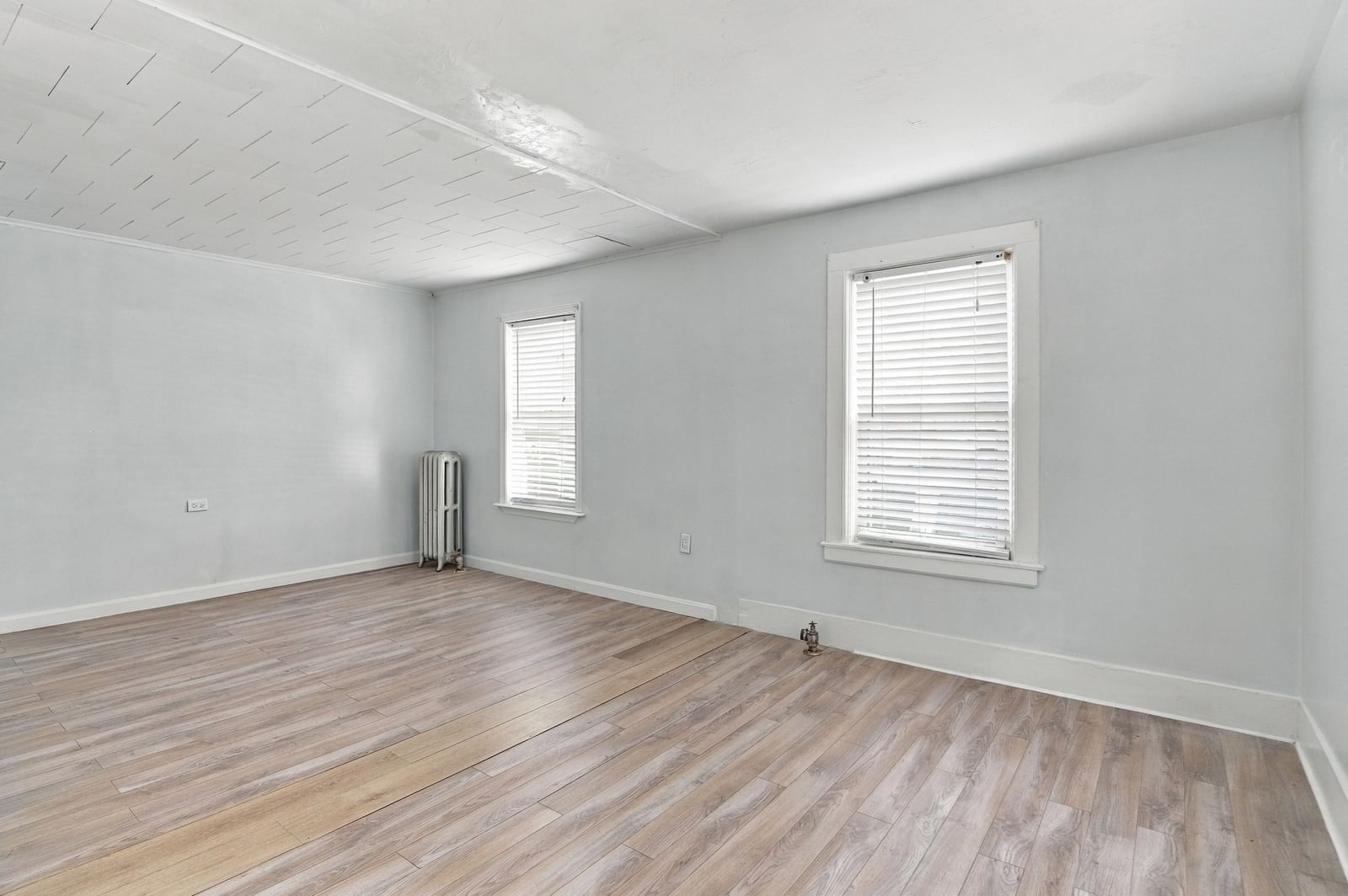 99 Crystal Street Southbridge — Photo 14 of 31