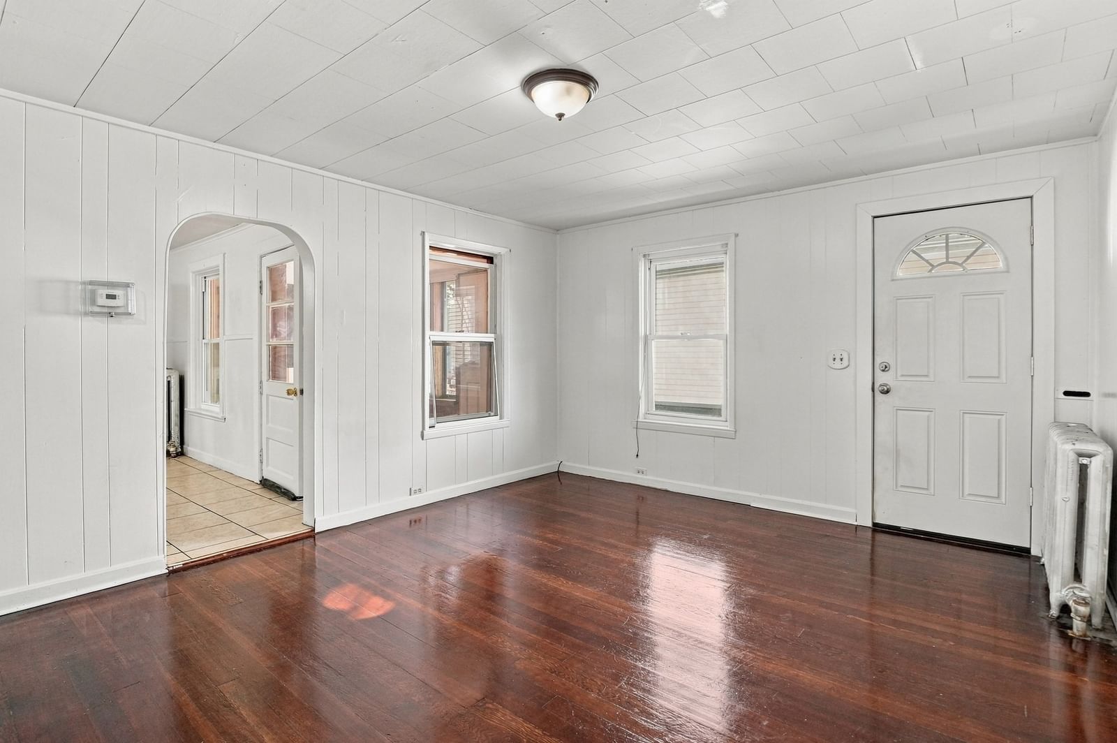 99 Crystal Street Southbridge — Photo 5 of 31
