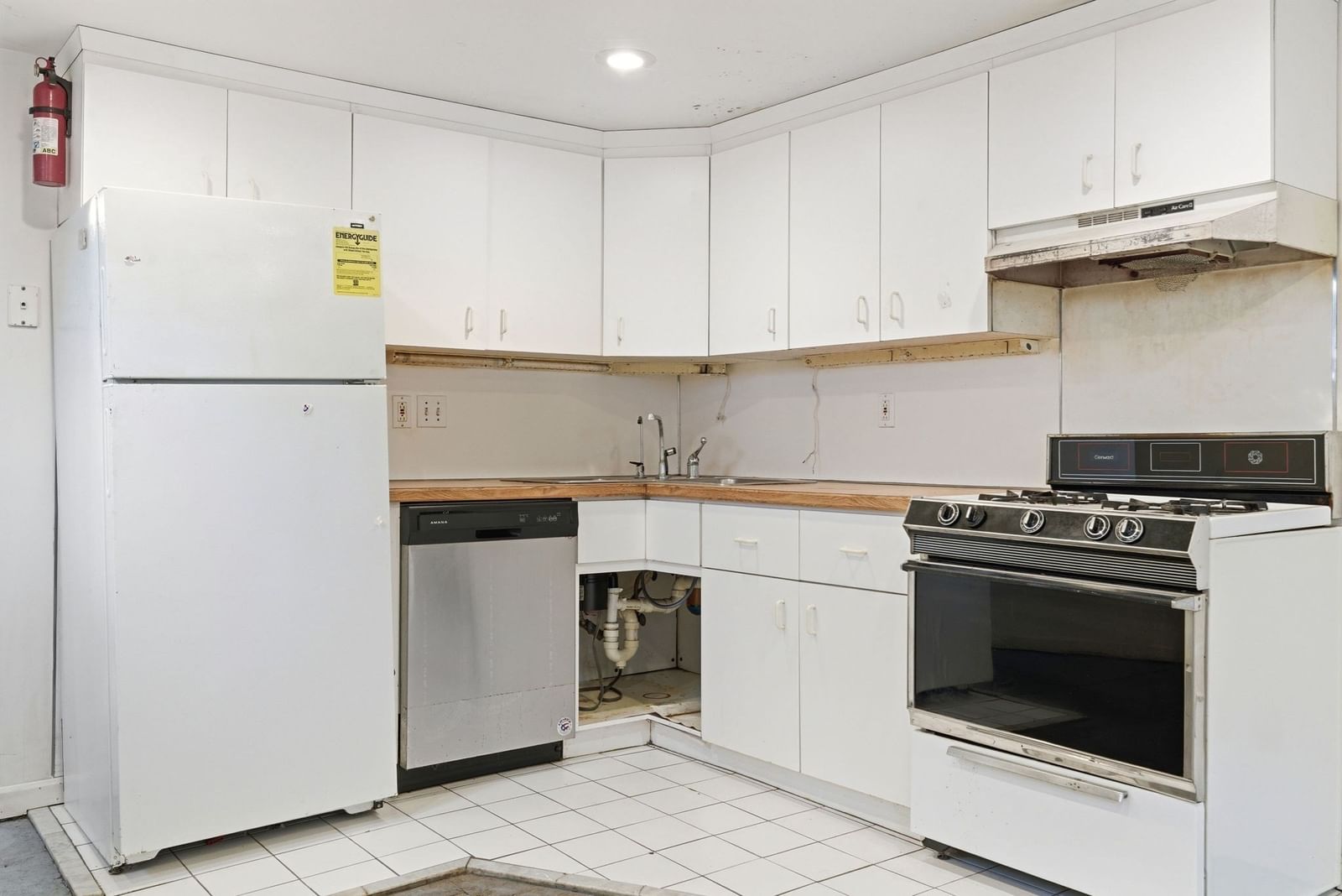 29-31 Washburn Ave #1B Cambridge — Photo 2 of 18