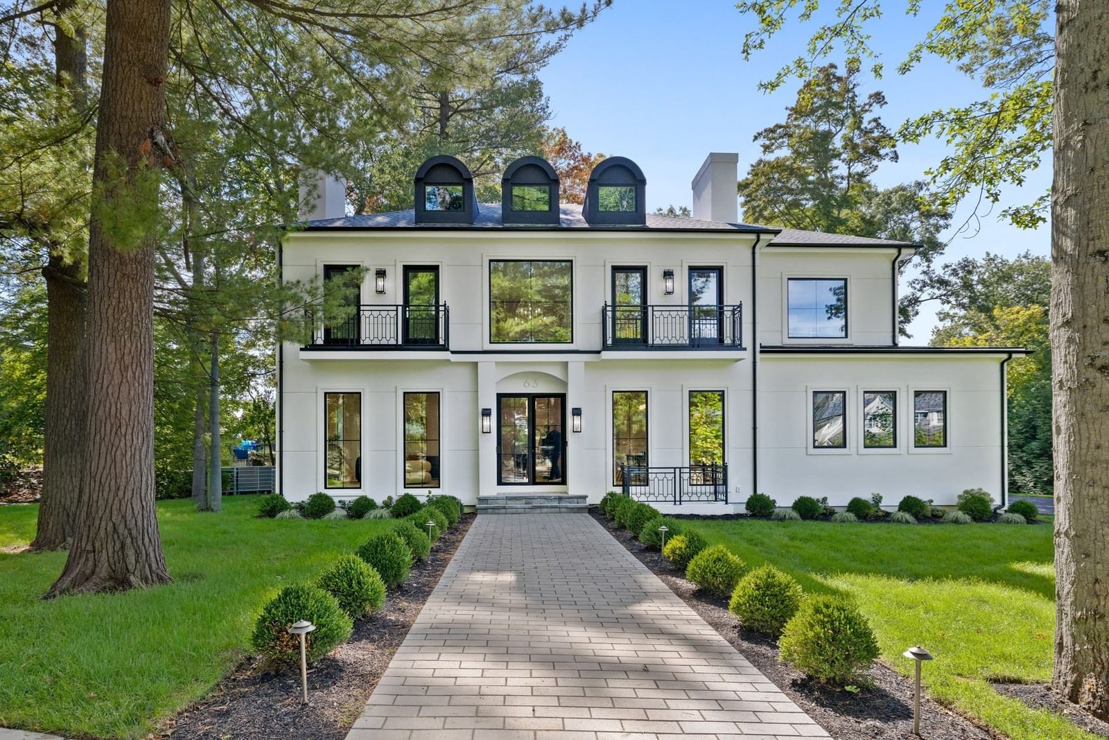 63 Bigelow Rd Newton — Photo 1 of 36