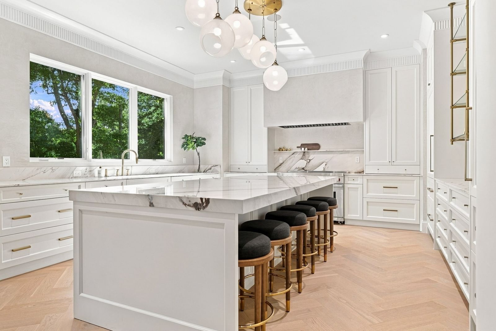 63 Bigelow Rd Newton — Photo 6 of 36