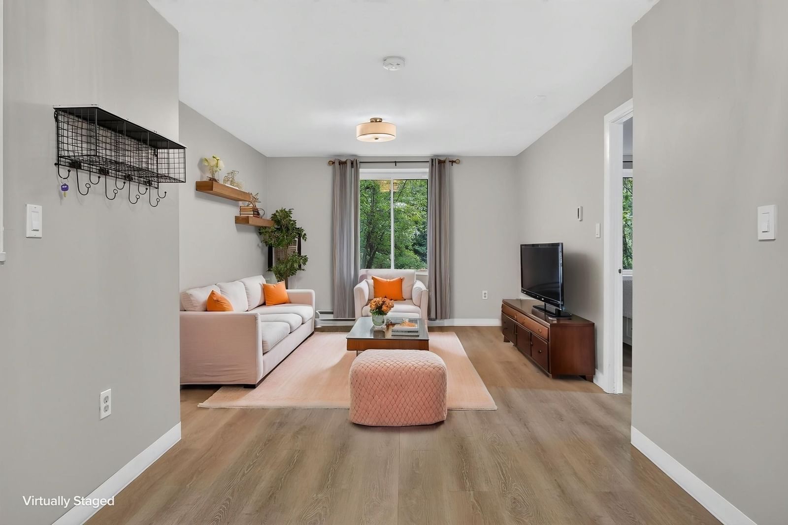 61 Wright #105 Stoneham — Photo 4 of 28